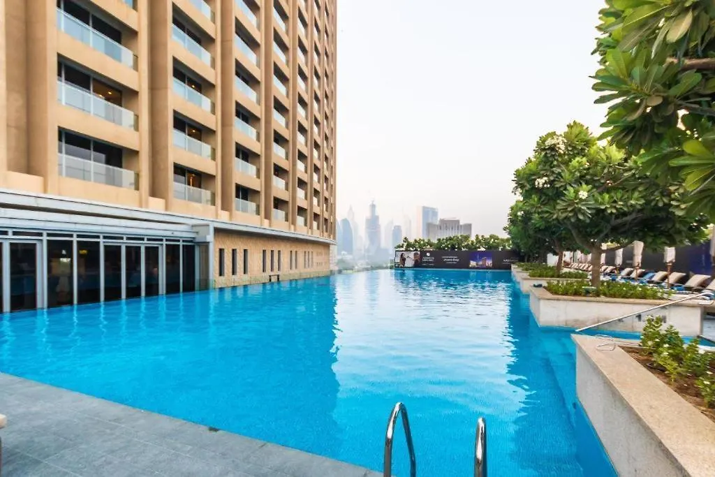Apartmán Maison Privee - Fabulous Studio With Direct Burj Khalifa Views Dubaj